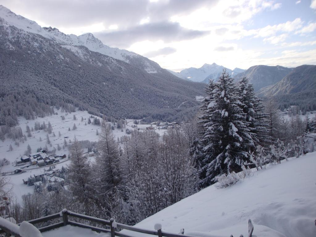 Hotel Alpe Fleurie ชัมโปลุก ภายนอก รูปภาพ